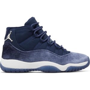Wmns Air Jordan 11 Retro 'Midnight Navy Velvet' AR0715-441