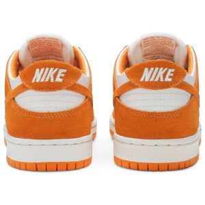 Zoom Dunk Low Pro SB 'Circuit Orange' 854866-881