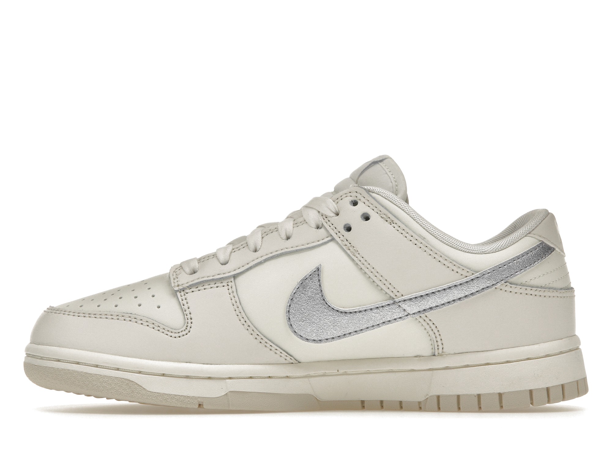 29125007138911ee8b5e00affb376782 Wmns Dunk Low 'Sail Oxygen Purple' DX5930-100