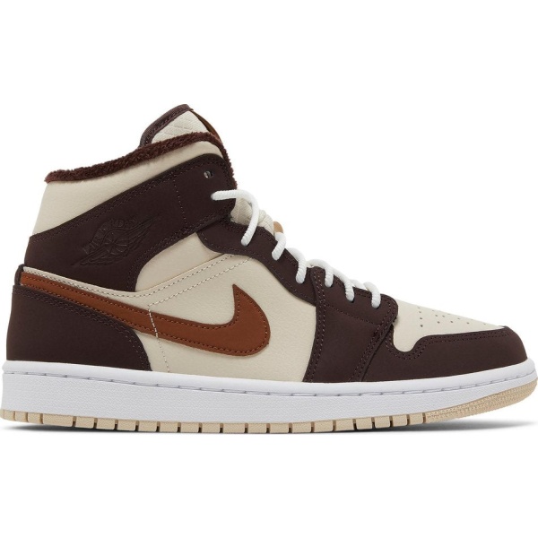 54ace338138511ee8b5e00affb376782 Wmns Air Jordan 1 Mid SE 'Cream Dark Chocolate' DO6699-200