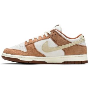 Dunk Low Premium 'Medium Curry' DD1390-100