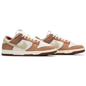 Dunk Low Premium 'Medium Curry' DD1390-100