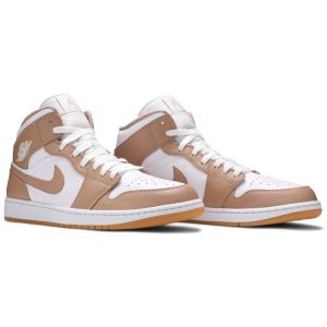 Air Jordan 1 Mid 'Tan Gum' 554724-271