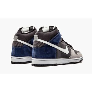 Dunk High Pro SB 'Un-Futuras' 305050-015
