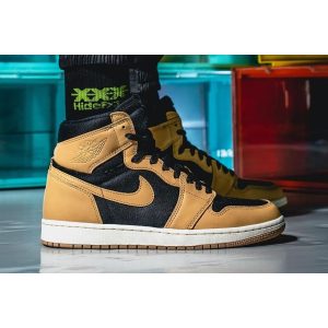 Air Jordan 1 Retro High OG 'Heirloom' 555088-202