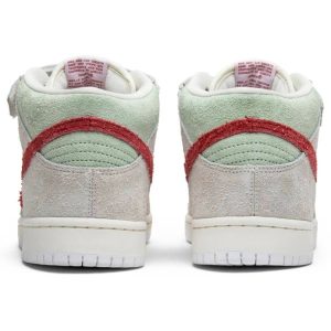 SB Dunk Mid 'White Widow' AQ2207-163