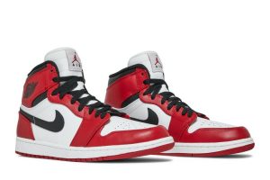 Air Jordan 1 Retro High 'Chicago' 2013 332550-163