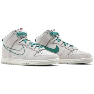 Dunk High SE 'First Use Pack  Green Noise' DH0960-001