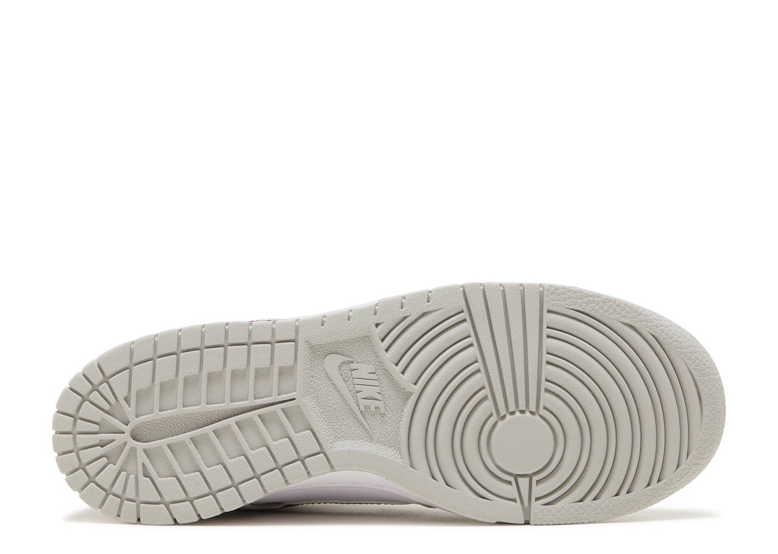 ecf7b5f1138911ee8b5e00affb376782 Dunk Low SE GS 'Lottery Pack - Grey Fog' DQ0380-001