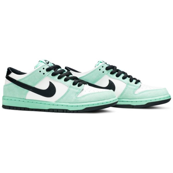 fab795ff138a11ee8b5e00affb376782 SB Dunk Low 'Sea Crystal' 819674-301