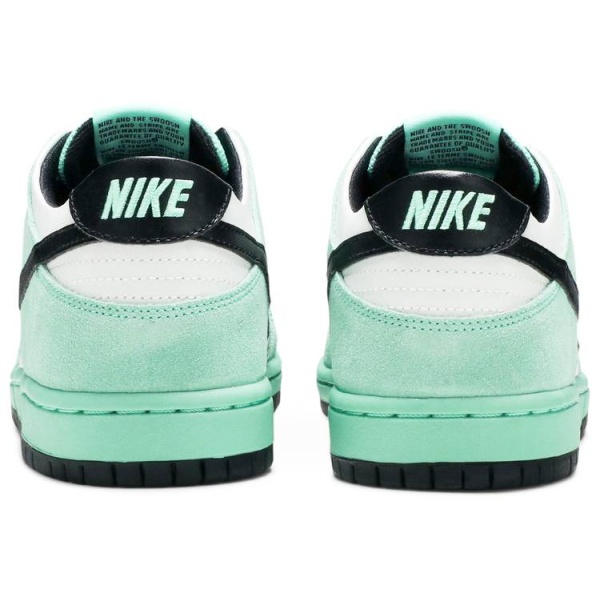 fac06ff0138a11ee8b5e00affb376782 SB Dunk Low 'Sea Crystal' 819674-301