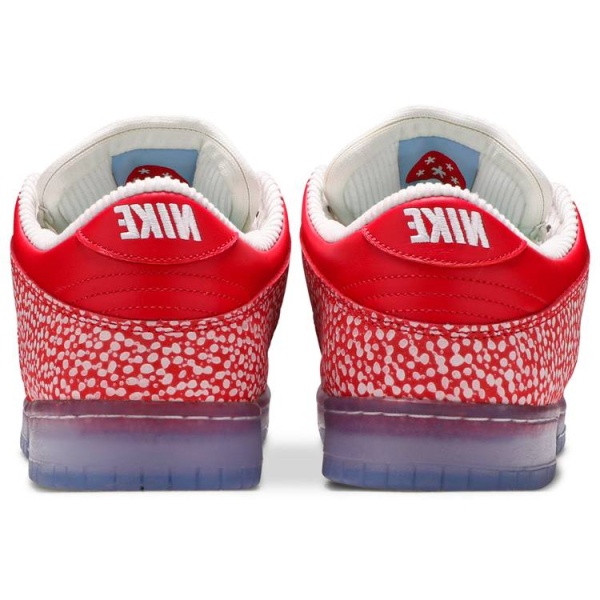 fe3960c6138a11ee8b5e00affb376782 Stingwater x Dunk Low SB 'Magic Mushroom' DH7650-600