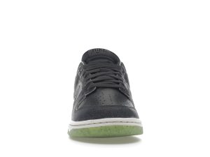 Dunk Low SE 'Halloween - Cauldron' DQ7681-001